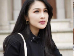 Emas Hasil 20 Tahun Kerja Disita, Sandra Dewi Komplain