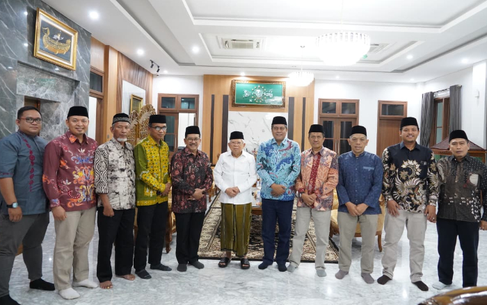 Krisis Kepemimpinan MES: Tim 9 Tuntut Munaslub Segera!