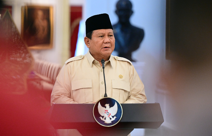 Target 1 Juta Smartboard: Prabowo Sentil Kritik Program Gila