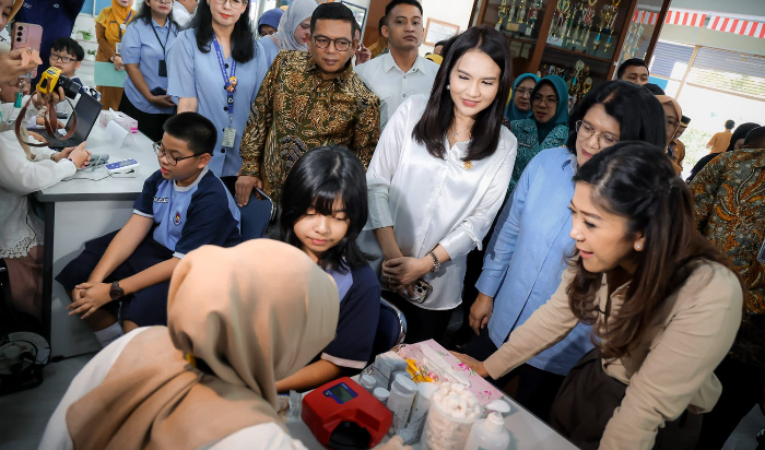 Menteri-Komdigi