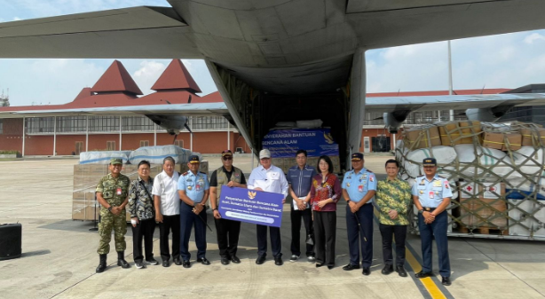 40 Ton Bantuan Kemenko Perekonomian Disalurkan ke BNPB